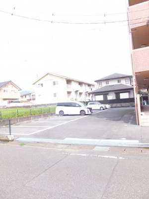 【駐車場】 | メゾンクレールI