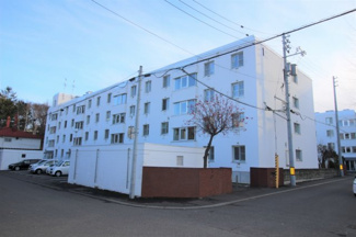 【外観】 | 鉄筋コンクリート造４階建て　1978年（昭和５３年）６月築
301号室　2021年（令和３年９月２１日）リノベーション完了