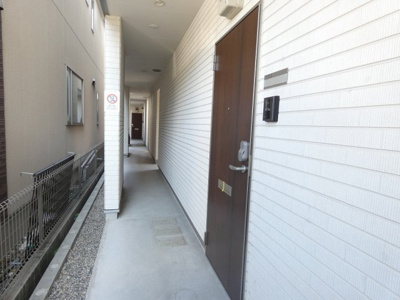 【エントランス】 | ハーモニーテラス津金Ⅲ