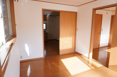 【洋室】 | カサブランカ トガリ | 6帖