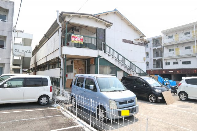 六十谷アパートの外観