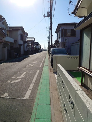 【前面道路含む現地写真】 | 取手市双葉1丁目　中古物件