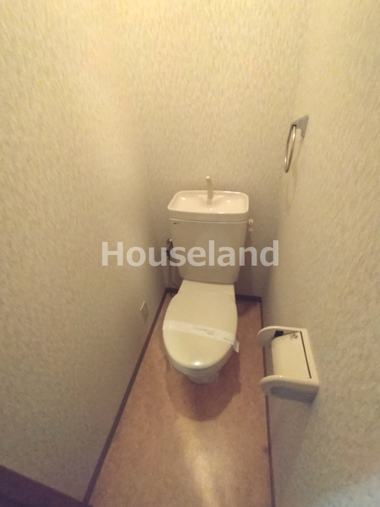 パインフィールドのトイレ|落ち着いたトイレです