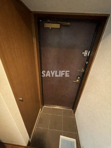 フォレステージ緑橋の玄関