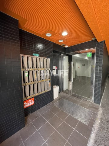 フォレステージ緑橋のエントランス