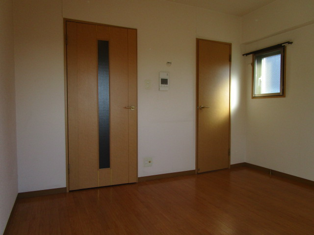 ルミエール加島の居間・リビング