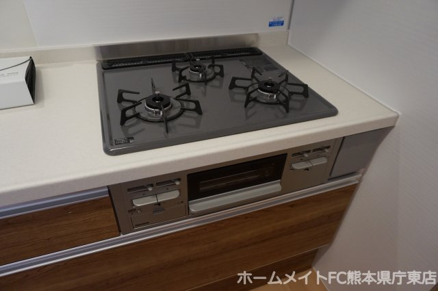 熊本市東区桜木２丁目のアパートのキッチン