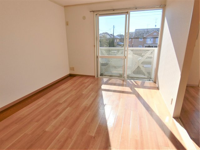 ラフォーレ東部台の洋室