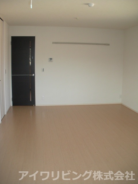 ウィステリアの洋室|【ウィステリア】