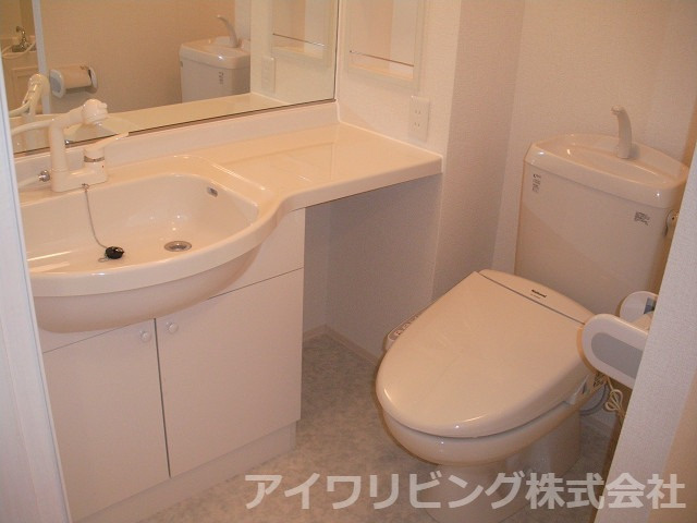 ウィステリアの洗面所|【ウィステリア】