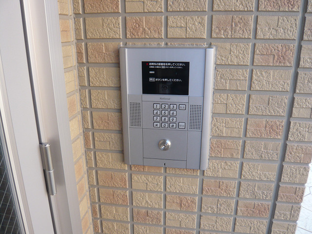 ウィステリアのセキュリティ|オートロック付き【ウィステリア】