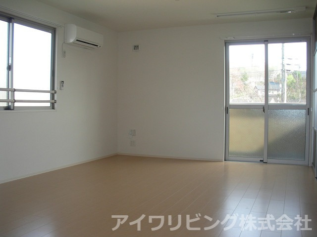 ウィステリアの洋室|【ウィステリア】