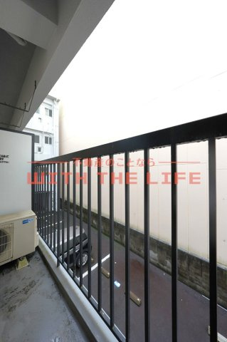レジデンシャルパーク久留米駅前【キャッシュバック対象物件】のバルコニー|暖かな日差しのふりそそぐバルコニー