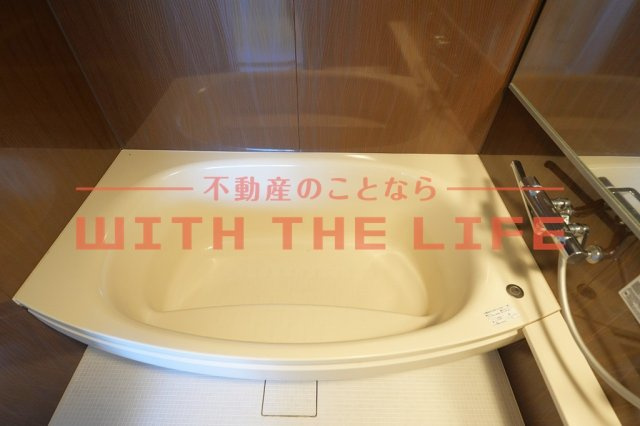 レジデンシャルパーク久留米駅前【キャッシュバック対象物件】の浴室|ゆったり過ごせるお風呂です