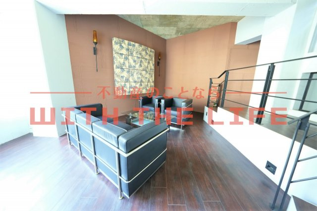 レジデンシャルパーク久留米駅前【キャッシュバック対象物件】のロビー|毎日通るロビーはこのようになっています