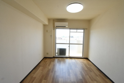 【居間・リビング】 | シャトレ平田