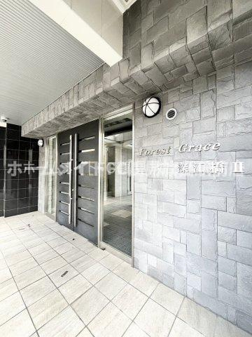 フォレストグレイス深江橋Ⅱのエントランス