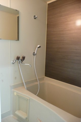 【浴室】 | コンフォーティア | 落ち着いた空間のお風呂です