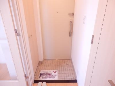 SWISS京都堀川WEST（スイス京都堀川ウエスト）の玄関