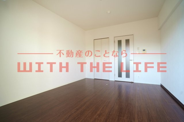 モントーレヒルズ東櫛原の居間・リビング|ゆったり過ごせる居間です