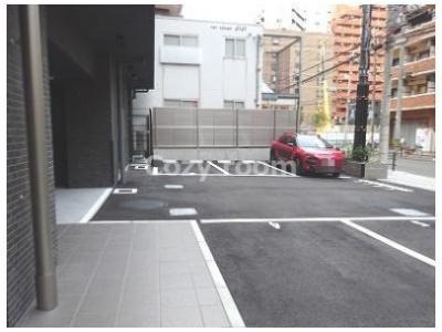 【駐車場】 | コンフォリアリヴ新大阪Q | マンション内に駐車場があります。空きは、要確認してくださいね(^-^)
