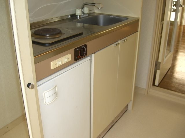 ジュネパレス市川第24Ｂのキッチン