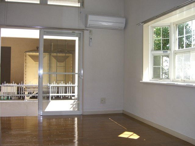 ジュネパレス市川第24Ｂの洋室