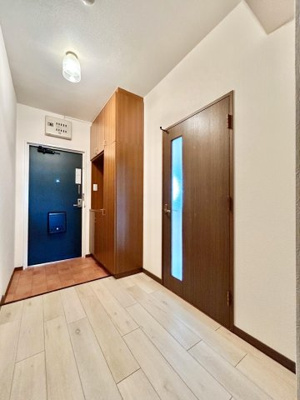 【玄関】 | クレンツ海南