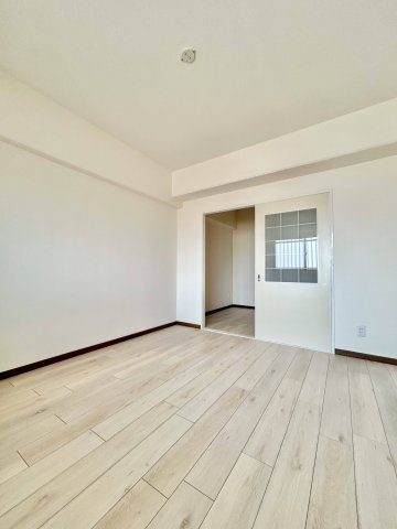 【洋室】 | クレンツ海南