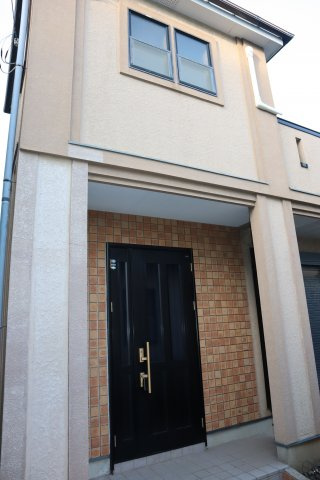 朝日ヶ丘４丁目　中古戸建の外観|朝日ヶ丘４丁目　中古戸建　内装リフォーム済　手間いらずで即入居可　初めてのマイホームにお薦め