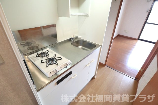 アイエムディビュードーム　5階のキッチン|別号室のものです。現状優先になります。