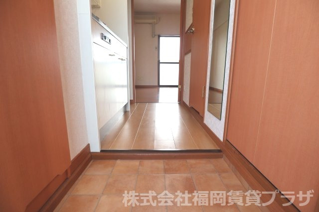 アイエムディビュードーム　5階の玄関|別号室のものです。現状優先になります。