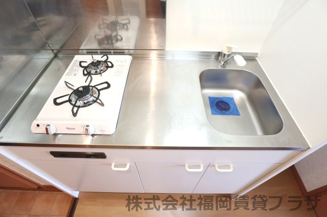 アイエムディビュードーム　5階のキッチン|別号室のものです。現状優先になります。