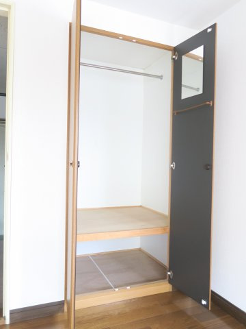 パルーム栗山№2の収納