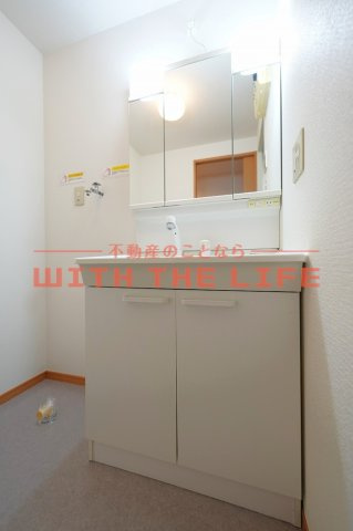 ドゥブラン上津【キャッシュバック対象物件】の独立洗面台|独立洗面台で身支度をすべて済ませてしまいましょう
