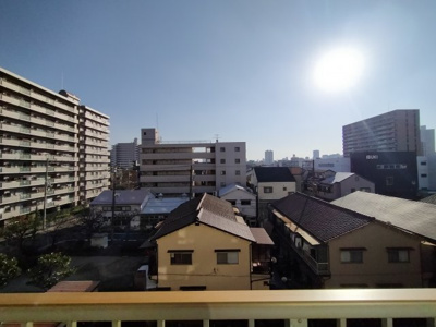 【展望】 | ネオコーポ高殿 | 南向きバルコニーで陽当たり良好です♪