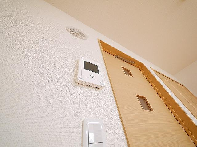 アルバ学園前のセキュリティ|モニター付きインターホン