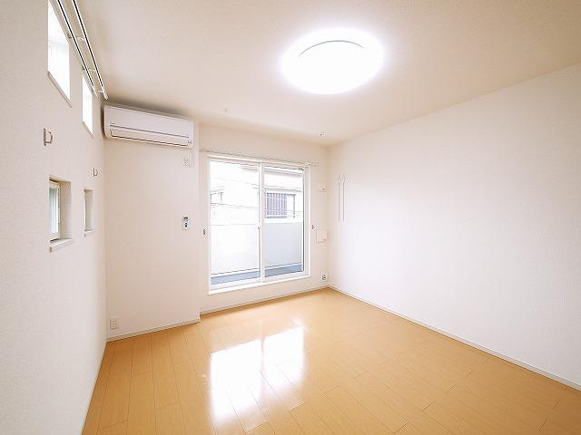 アルバ学園前の居間・リビング|おしゃれなリビングです