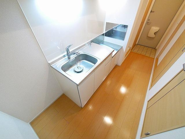 アルバ学園前のキッチン|きれいなキッチンです