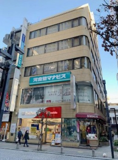 【外観】 | 鉄筋コンクリート造のがっちりとした建物。