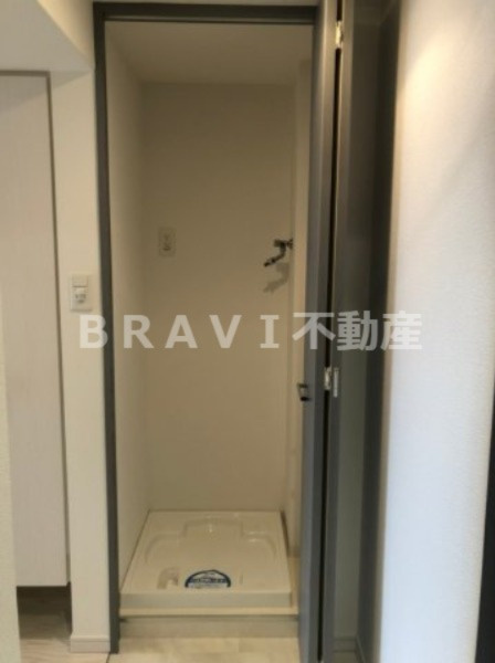S-RESIDENCE谷町五丁目（エスレジデンス谷町五丁目）　BRAVI不動産の設備|【S-RESIDENCE谷町五丁目】洗濯機置場