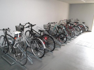 【駐車場】 | 駐輪場