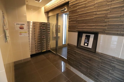 【エントランス】 | エスペランサ国立