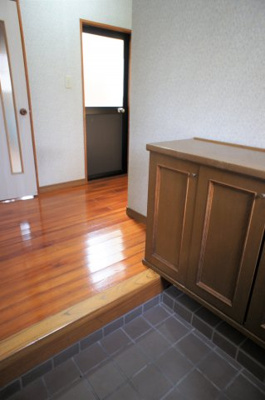 【玄関】 | 秋月貸店舗付住宅