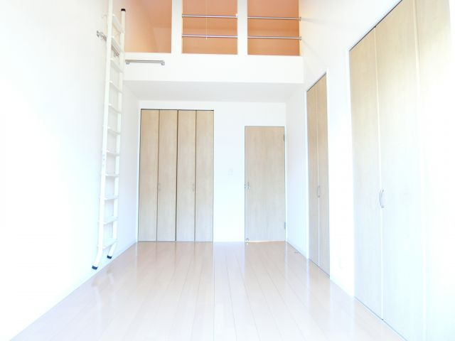 アドラブールヴィラの寝室