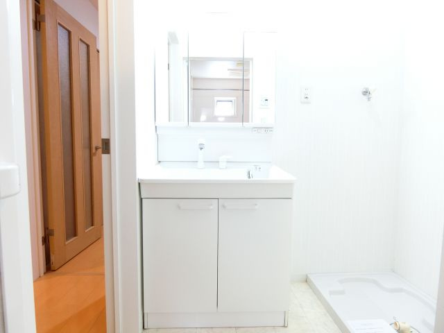 アドラブールヴィラの独立洗面台