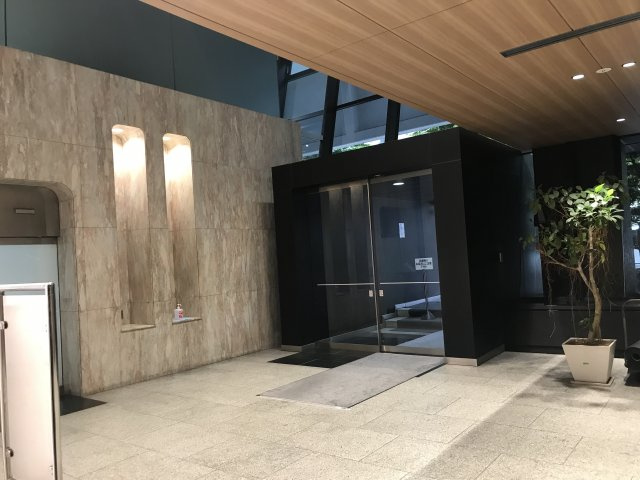 山万ビル