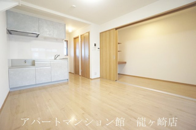 【居間・リビング】 |  グリーンテラス(Green Terrace)　A
