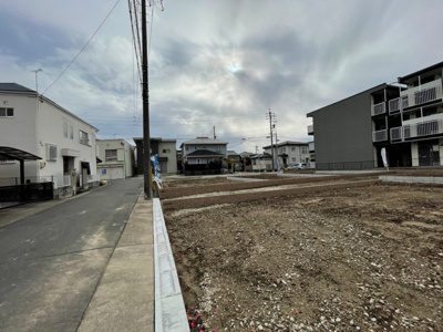 【前面道路含む現地写真】 | 守山区高島町21-1期　全5棟　5号棟＜仲介手数料無料＞白沢小・守山北中　新築一戸建て | 〈内覧予約キャンペーン実施中！〉マックスバリュde住まい相談までご連絡下さい。