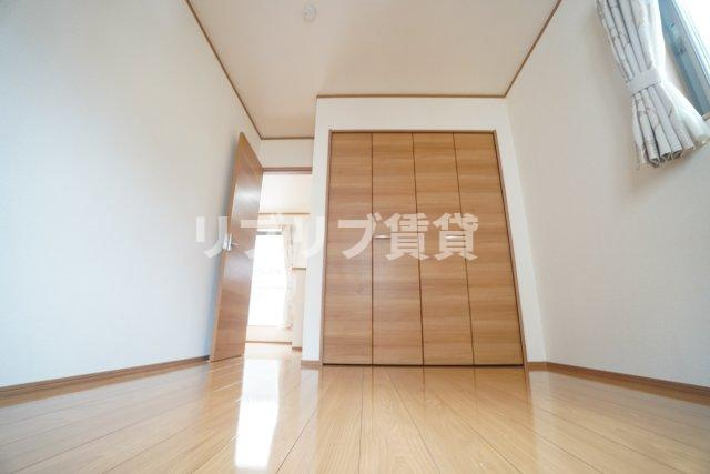 あすなろ市場町の洋室